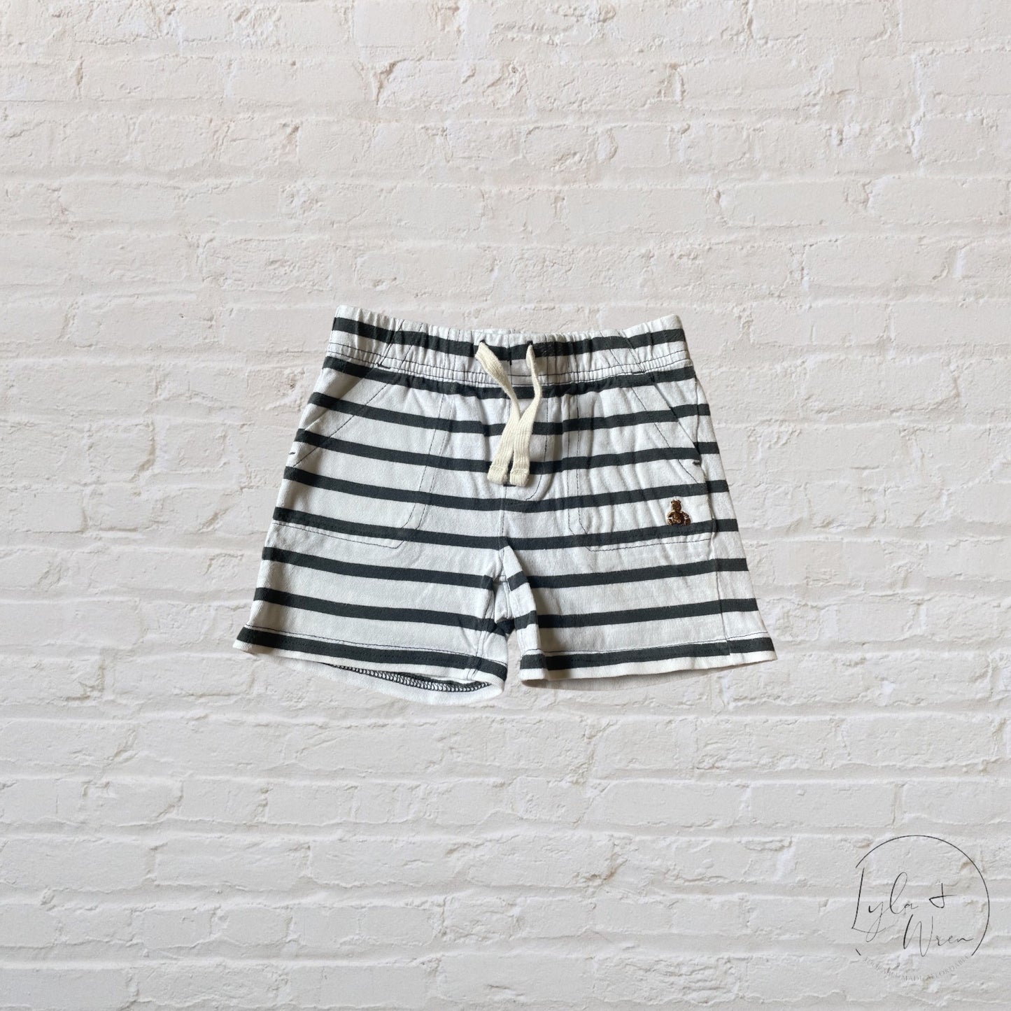 Gap Shorts | 18-24 M