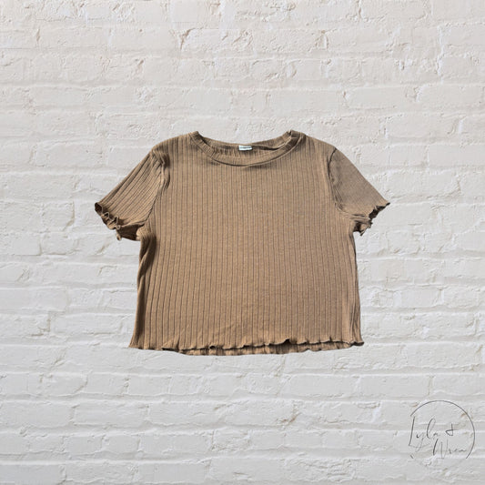 H&M Mocha Crop Ribbed Tee | 9/10