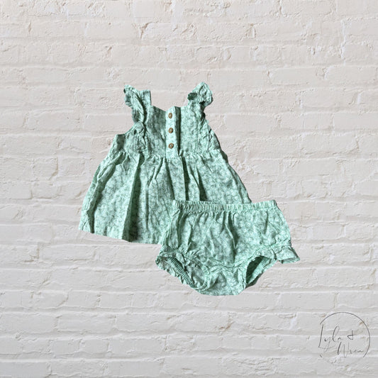 Carter’s 2 Piece Green Flower Outfit Set | 3 M