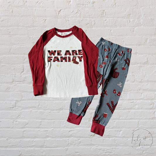 Petit Lem “We Are Family” Holiday Sleepwear Set | 4