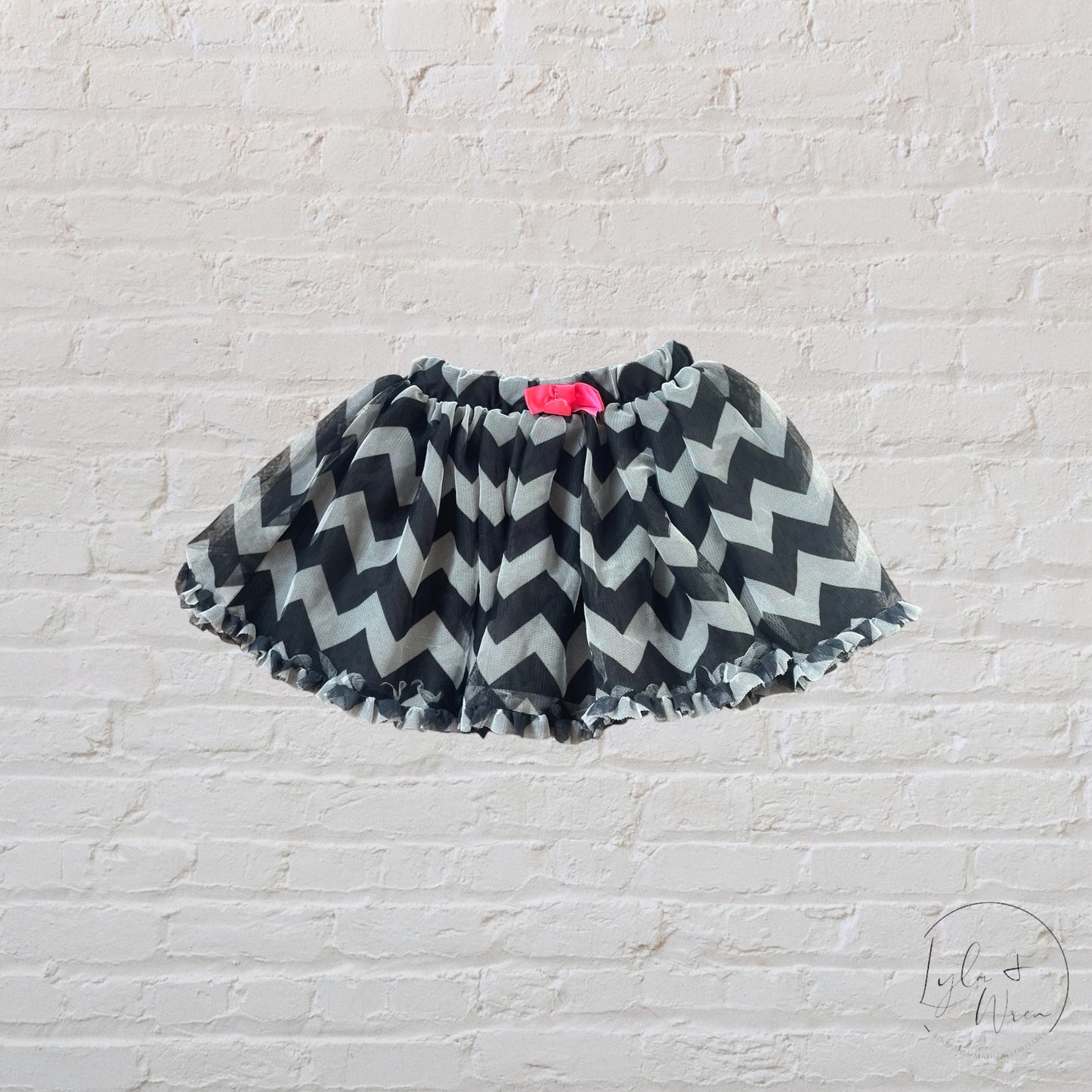 H&M Black Chevron Dress Up Tutu | 2/3