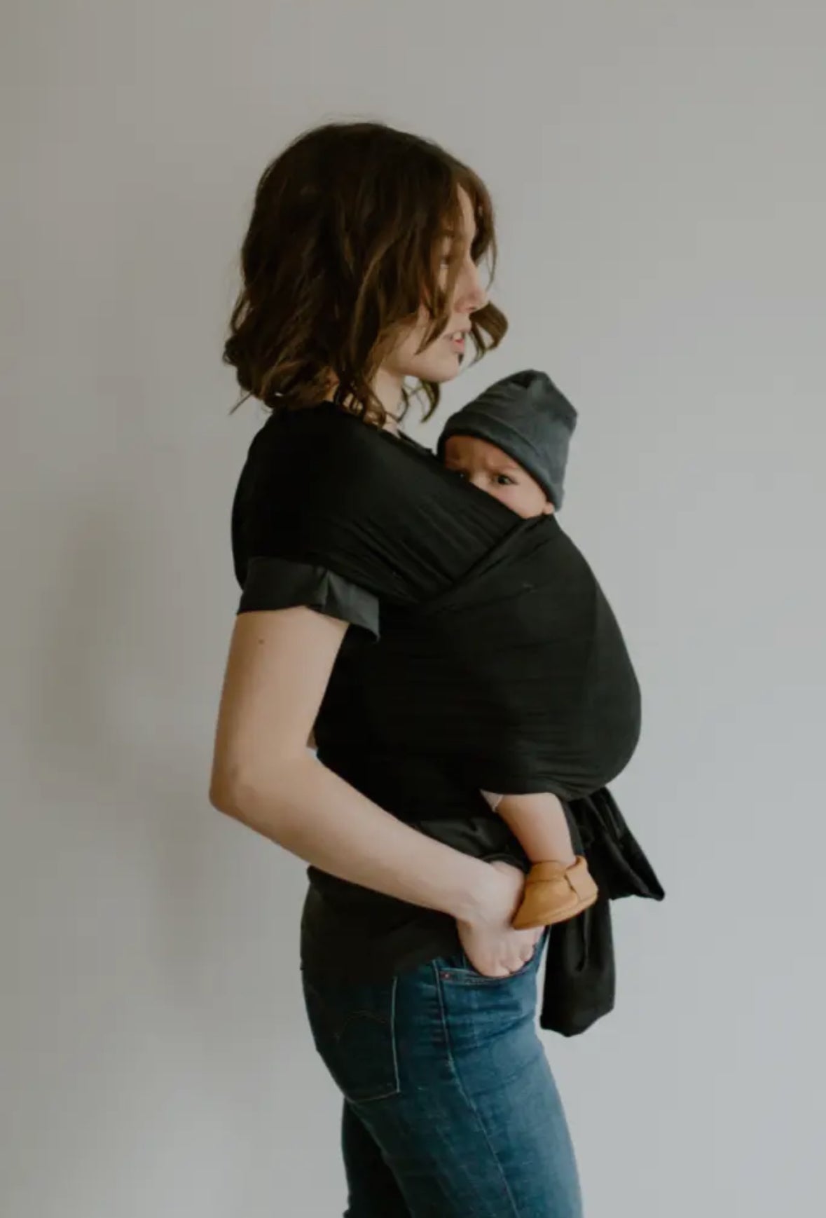 The Sawyer : Black Beluga Baby Wrap