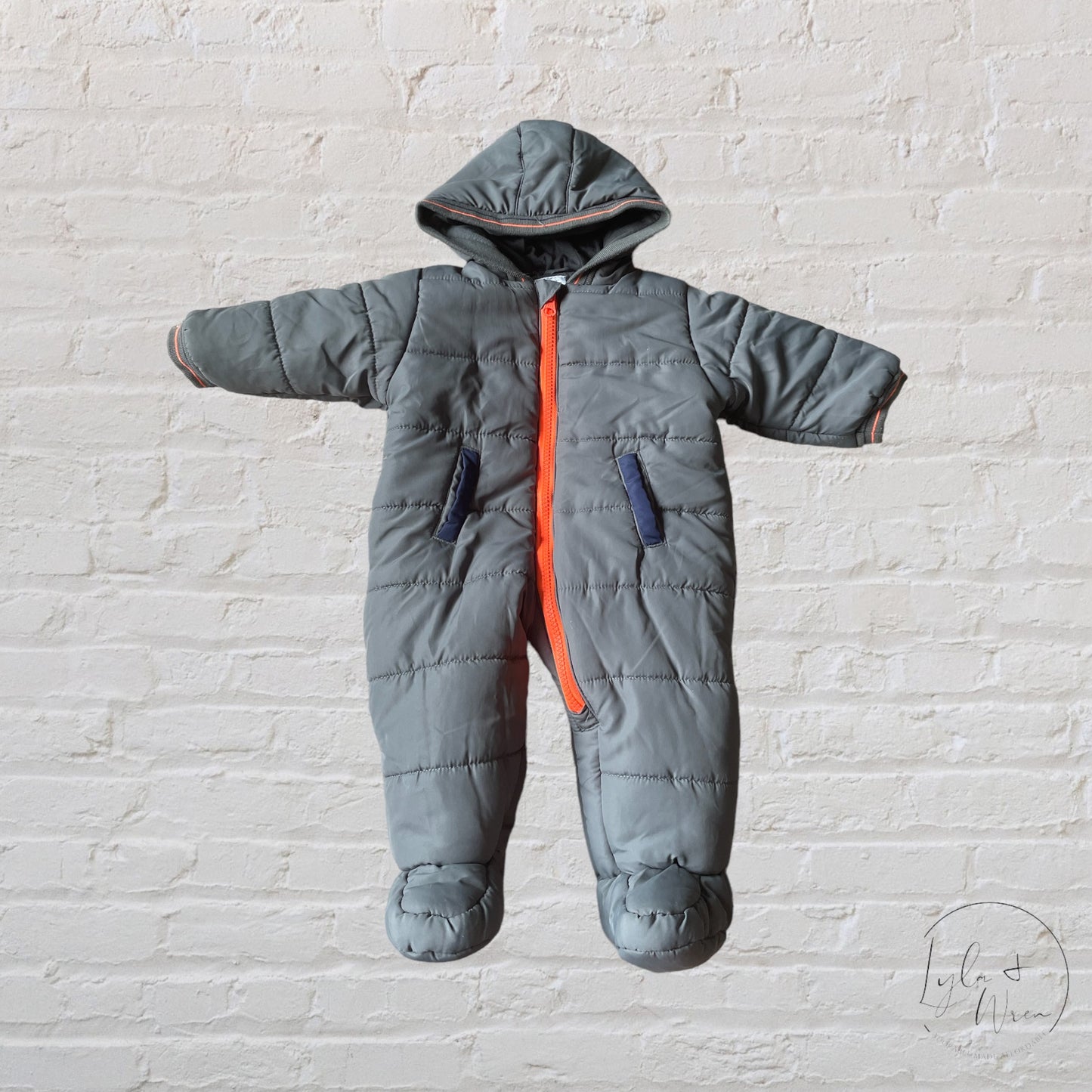 Carter’s Snow Suit | 6-9 M