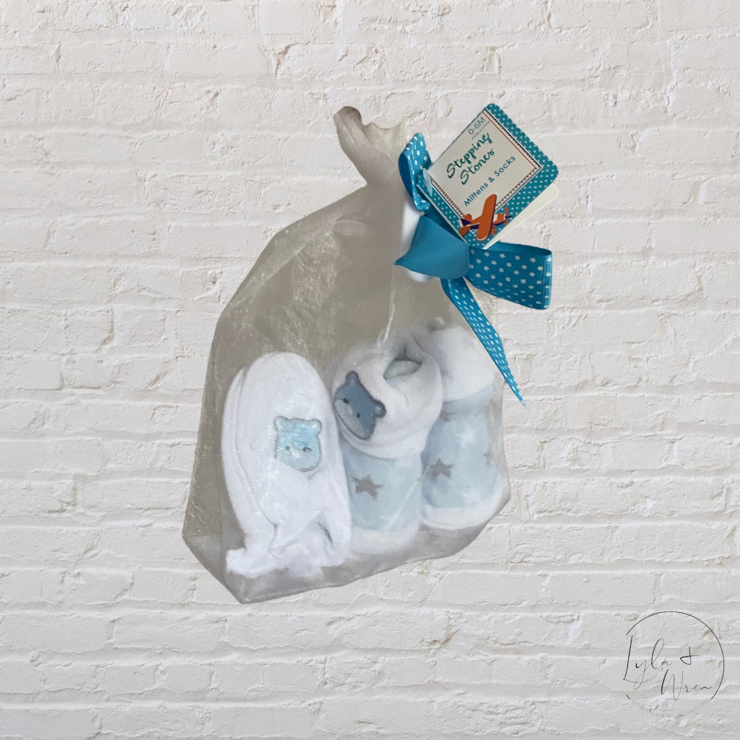 NWT Baby Mitten & Sock Gift Set