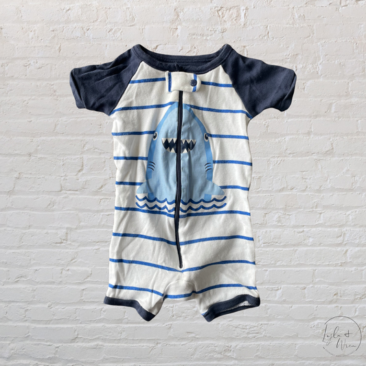 The Children’s Place Shark Romper | 3-6 M