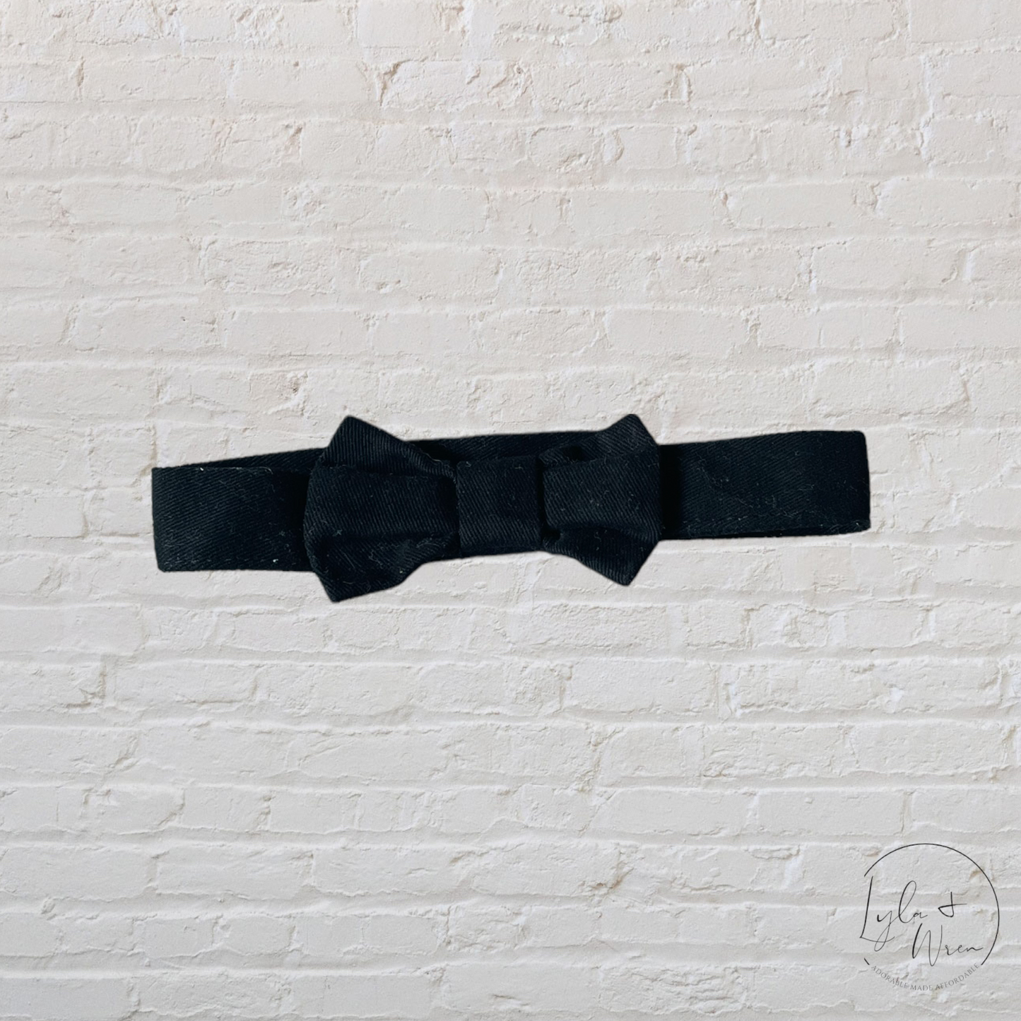 Black Velcro Bow Tie | 0-12 M