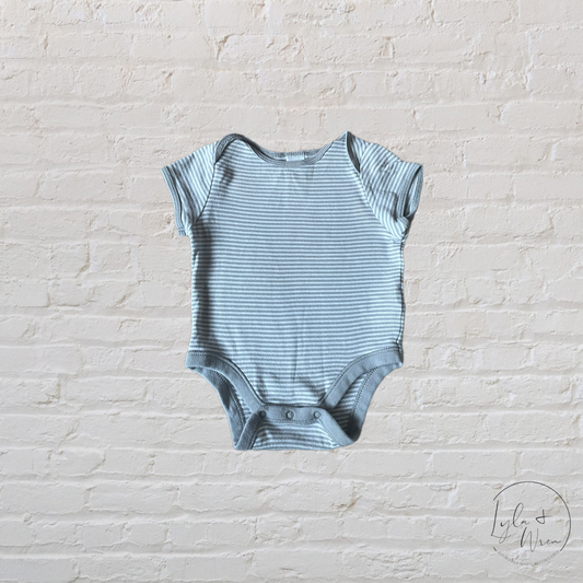 Old Navy Grey Striped Bodysuit | 0-3 M