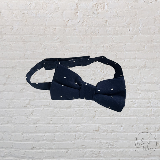 Carter’s Navy/White Dot Bow Tie