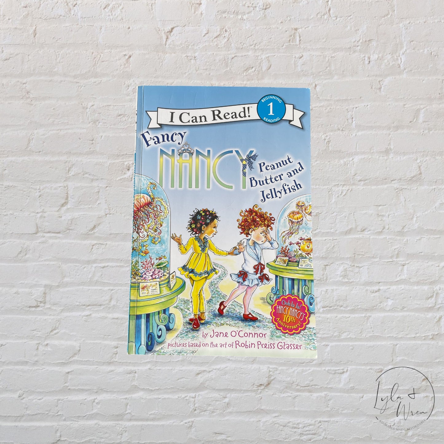 Fancy Nancy : Peanut Butter and Jellyfish | Paperback Book